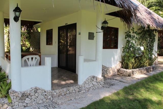 White Beach Oceanfront House Villa Moalboal Exterior foto