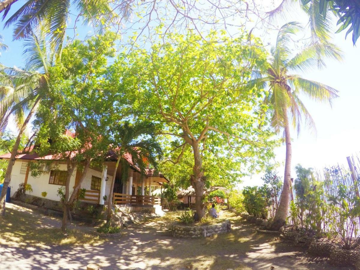 White Beach Oceanfront House Villa Moalboal Exterior foto